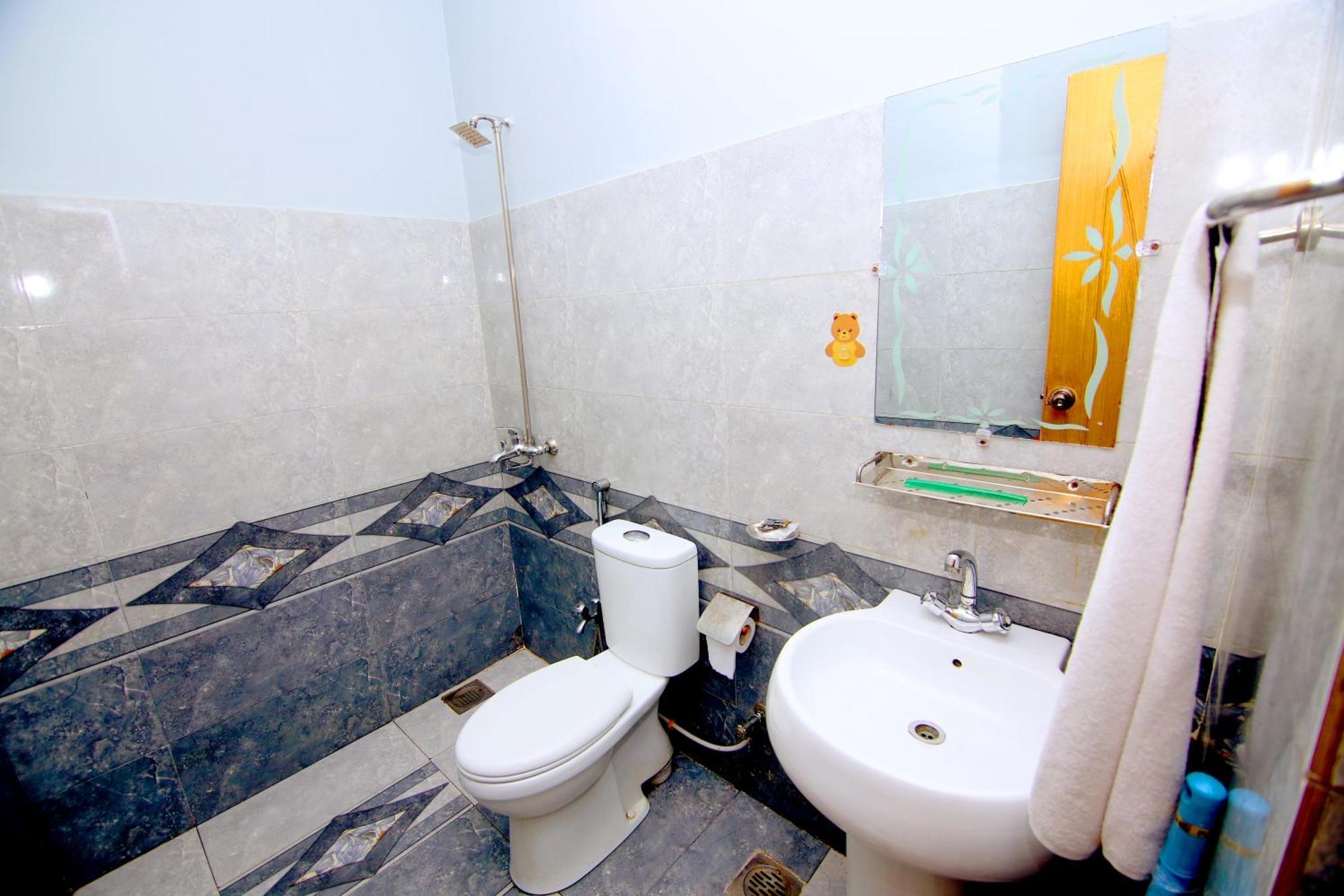 Premier Inn Mall Лахор Екстериор снимка